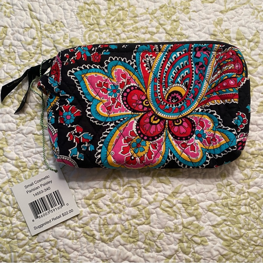 Vera Bradley small cosmetic, Parisian paisley, NWT, zipper opening